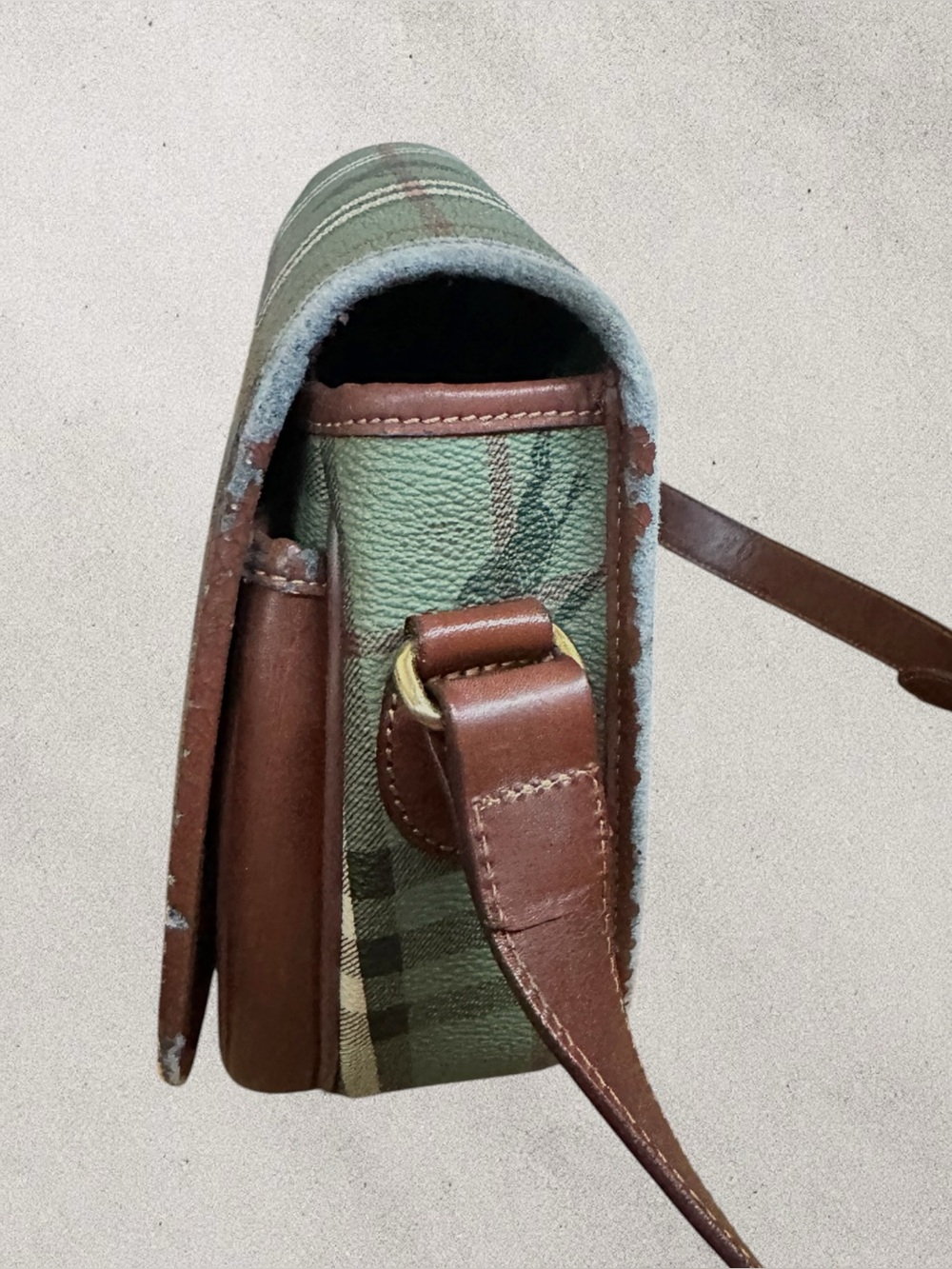 Burberry Vintage Shoulder Bag - Picture 3 of 10